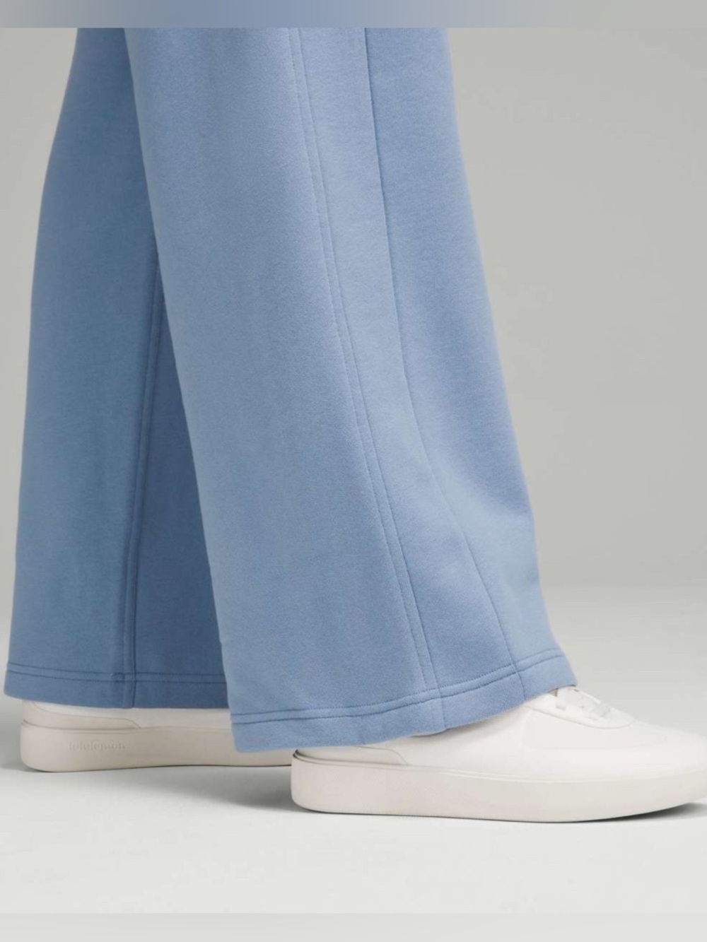 Lululemon Scuba Mid-Rise Wide-Leg Pant Size Large - Picture 2 of 7